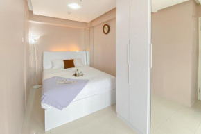 Homey 1BR Apartment @ Bassura City By Travelio